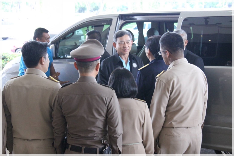 ﻿กรมบังคับคดีร่วมพิธีเปิดโครงการยุติธรรมสู่หมู่บ้าน นำบริการรัฐสู่ประชาชน ครั้งที่ 11/2561 ณ จังหวัดนครศรีธรรมราช